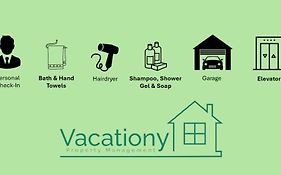 Downtown Stylish Apartment With Garage By Vacationy